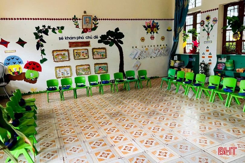 Nhiều lớp học vùng ảnh hưởng mưa bão được vệ sinh sạch sẽ, sẵn sàng đón học sinh trở lại. bqbht_br_13.jpg