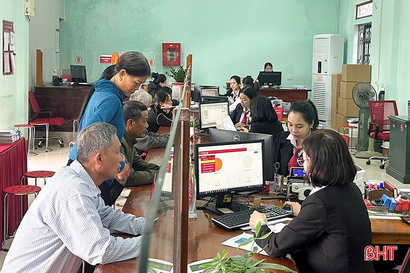 A női munkavállalók Ha Tinh tartomány lakosságának több mint 51%-át teszik ki. bqbht_br_11-7565.jpg