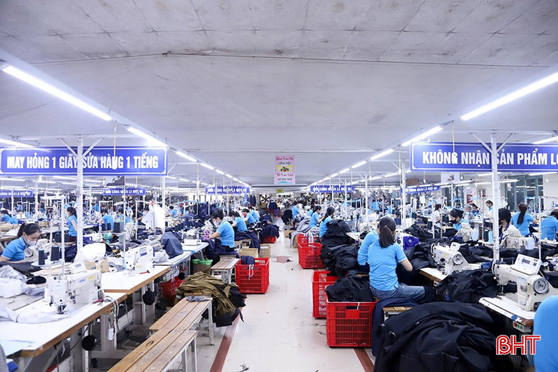 A TAAD Ha Tinh Termelési, Beruházási és Kereskedelmi Részvénytársaságnál (Thanh Sen kerület) a női munkavállalók a munkaerő 90%-át teszik ki. bqbht_br_14.jpg