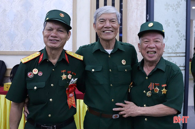 Niềm vui ngày gặp mặt của các cựu chiến binh Sư đoàn 341. bqbht_br_14-507.jpg