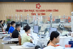 Tiếp động lực cho đội ngũ cán bộ trung tâm phục vụ hành chính công ở Hà Tĩnh