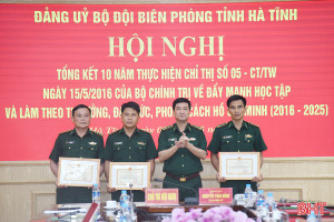 Bộ đội Biên phòng Hà Tĩnh tuyên dương 11 điển hình học và làm theo Bác 