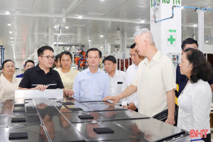 Đoàn đại biểu cấp cao Thủ đô Viêng Chăn tham quan Khu kinh tế Vũng Áng