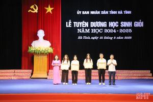Hà Tĩnh tuyên dương học sinh giỏi năm học 2024 - 2025
