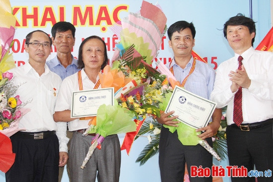 Khai mạc Liên hoan Ảnh nghệ thuật khu vực Bắc Trung bộ lần thứ 22 ảnh 3