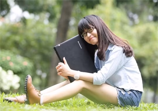 Lenovo ideaPad 100 - Quà hay cho ngày tựu trường ảnh 3