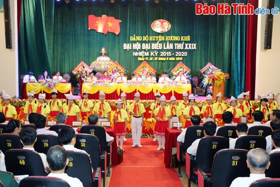 Đảng bộ huyện Hương Khê khai mạc Đại hội nhiệm kỳ 2015-2020 ảnh 1