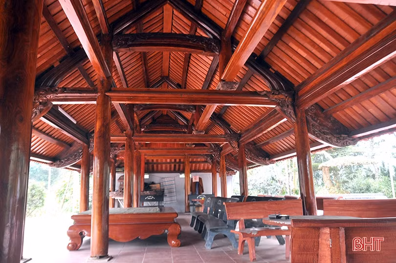 Đền Trúc - di tích độc đáo bên dòng Ngàn Phố