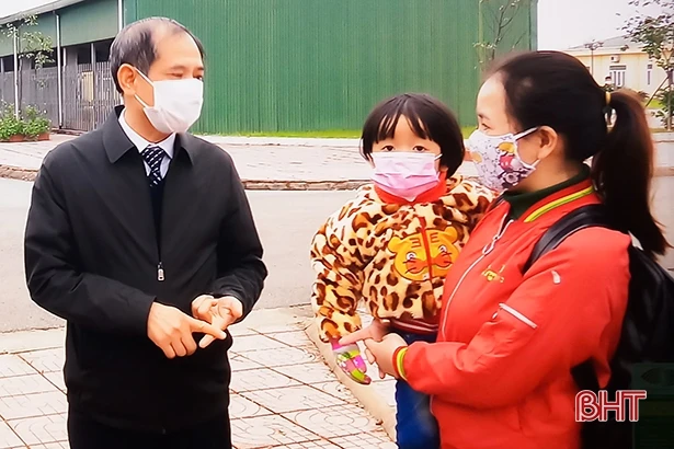 Siết chặt công tác quản lý công dân đang cách ly tập trung tại Hà Tĩnh