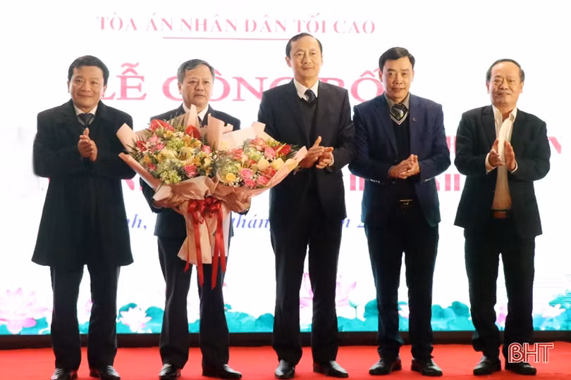 Công bố quyết định bổ nhiệm Phó Chánh án Tòa án nhân dân Hà Tĩnh