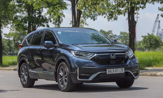 Các hãng xe tiếp tục ưu đãi 50% trước bạ