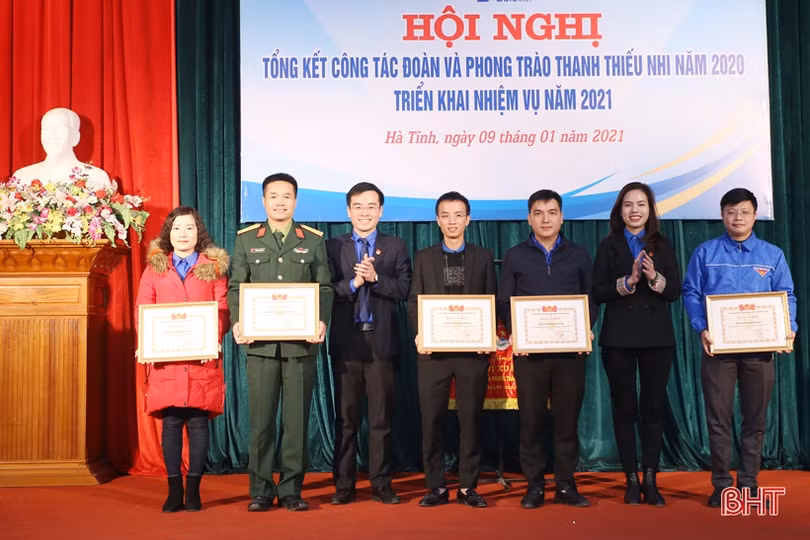 Tỉnh đoàn Hà Tĩnh lọt top 10 tổ chức Đoàn xuất sắc nhất toàn quốc