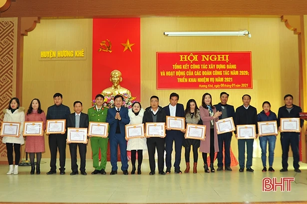 Dồn sức đưa Hương Khê đạt huyện nông thôn mới giai đoạn 2021 - 2024