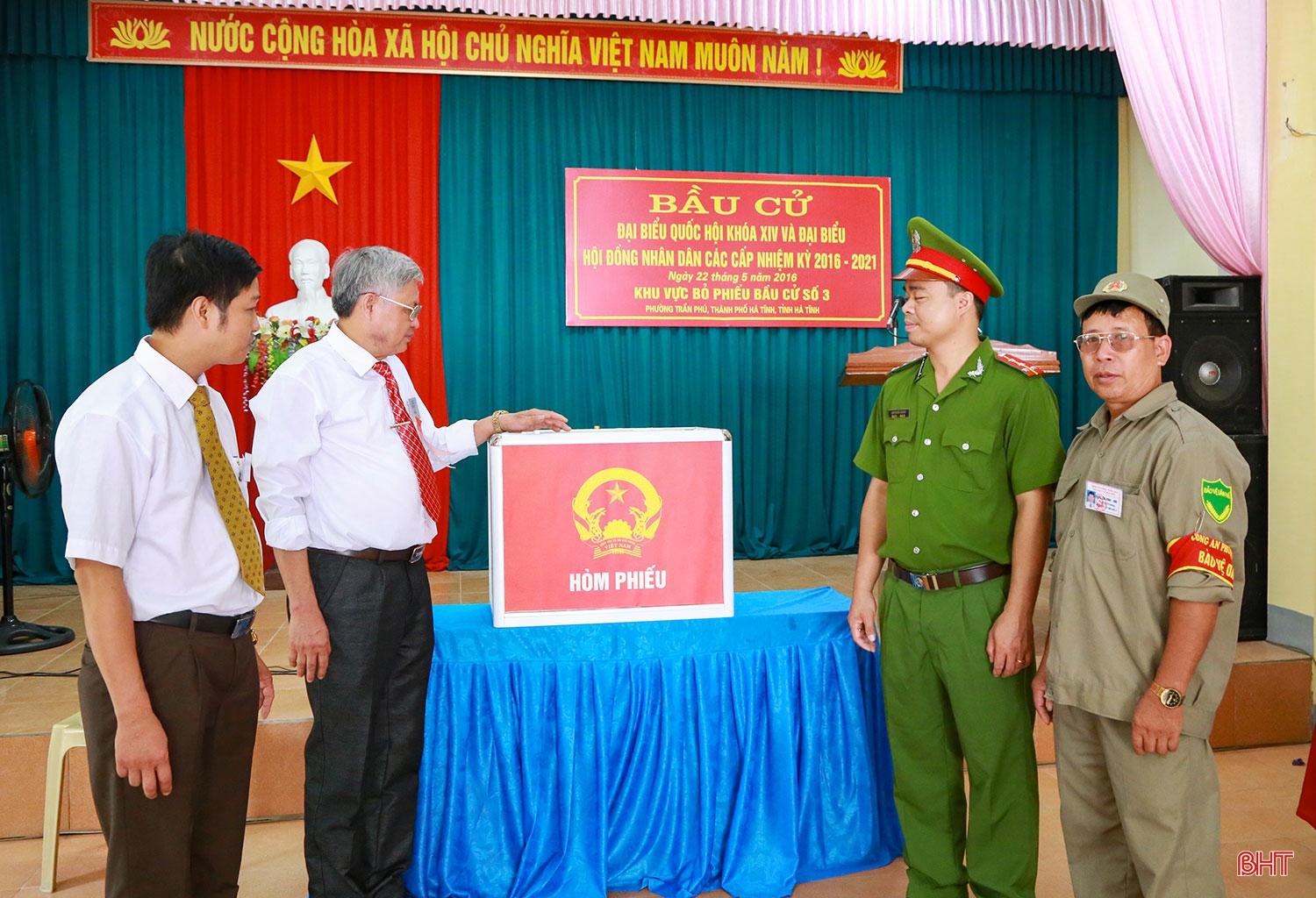 Những sự kiện bất ngờ làm gián đoạn cuộc bỏ phiếu được xử lý như thế nào?