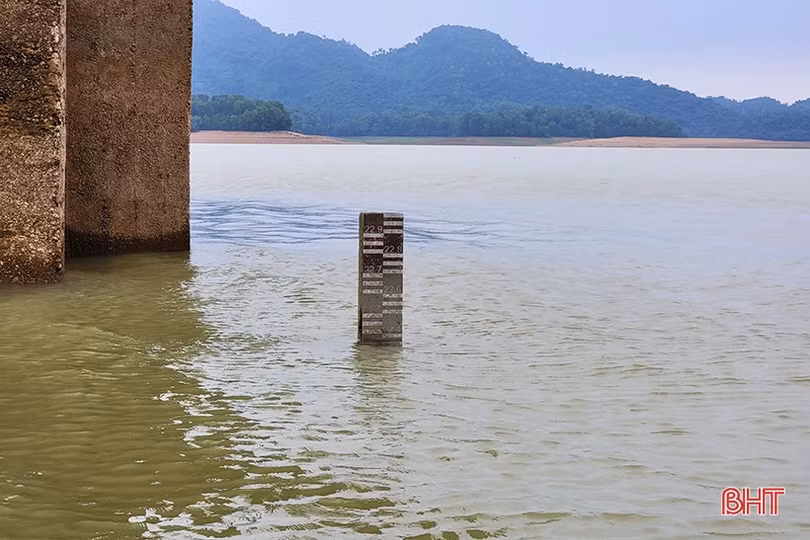 Trước dự báo mưa lớn, mực nước các hồ chứa ở Hà Tĩnh ra sao?