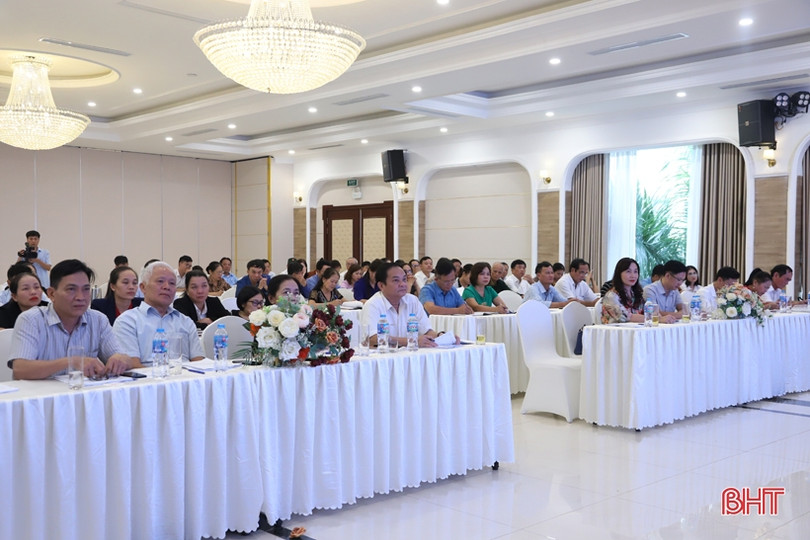 Trang bị kiến thức cho cán bộ bảo trợ người khuyết tật, trẻ mồ côi 