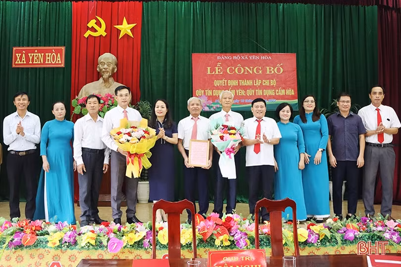 Thành lập mới 2 chi bộ Đảng trong doanh nghiệp ở Cẩm Xuyên