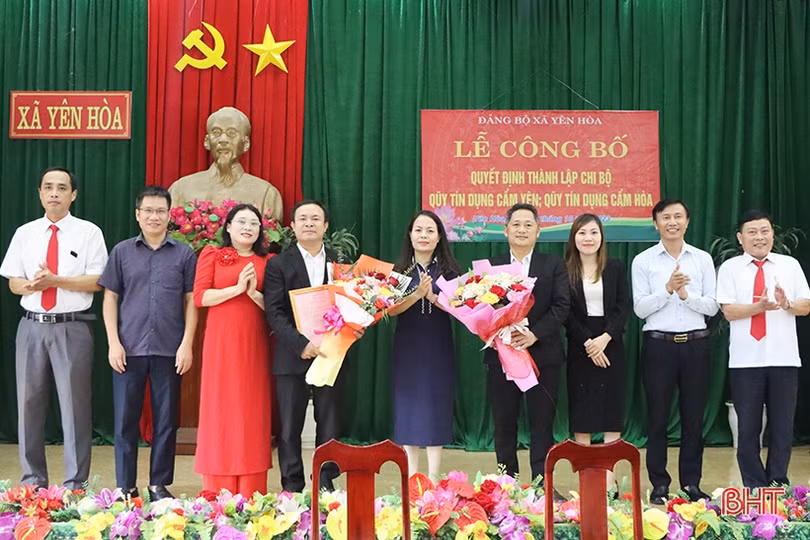 Thành lập mới 2 chi bộ Đảng trong doanh nghiệp ở Cẩm Xuyên