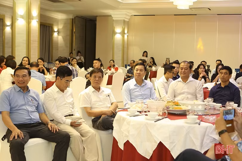 Các địa phương vinh danh doanh nghiệp, doanh nhân tiêu biểu