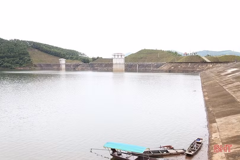 Trước dự báo mưa lớn, mực nước các hồ chứa ở Hà Tĩnh ra sao?