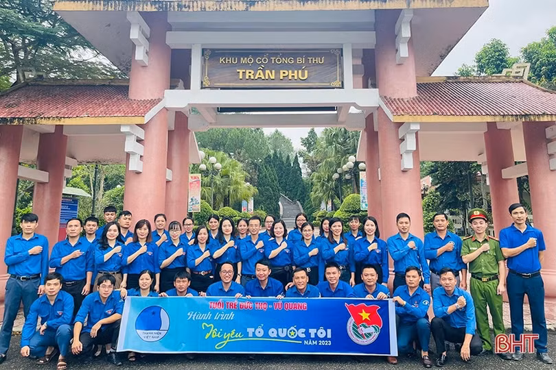 Sôi nổi các hoạt động chào mừng ngày truyền thống Hội LHTN Việt Nam