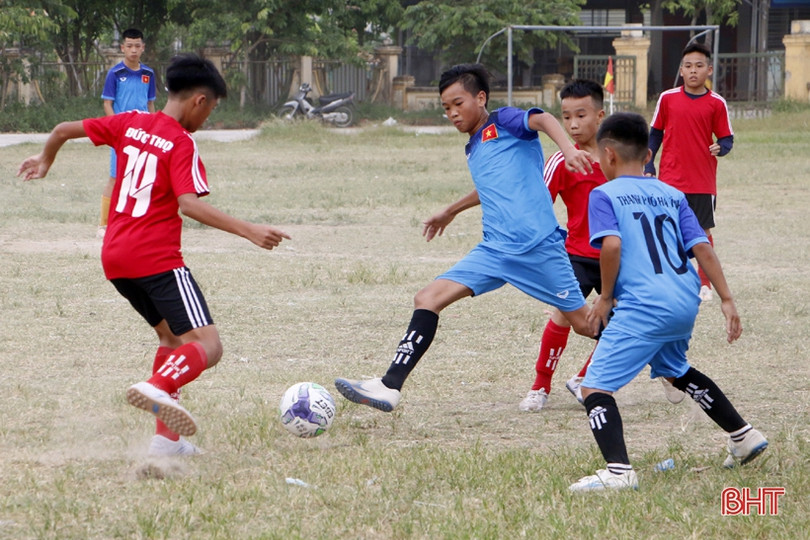 Nhi đồng Kỳ Anh, Vũ Quang giành quyền vào bán kết Giải bóng đá Thiếu niên - nhi đồng Hà Tĩnh