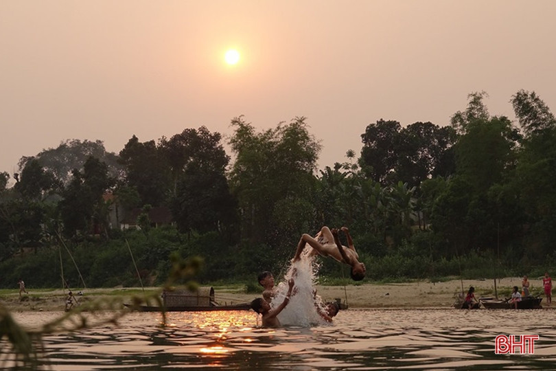 Đắm mình trong bóng hoàng hôn ở các miền quê Hà Tĩnh