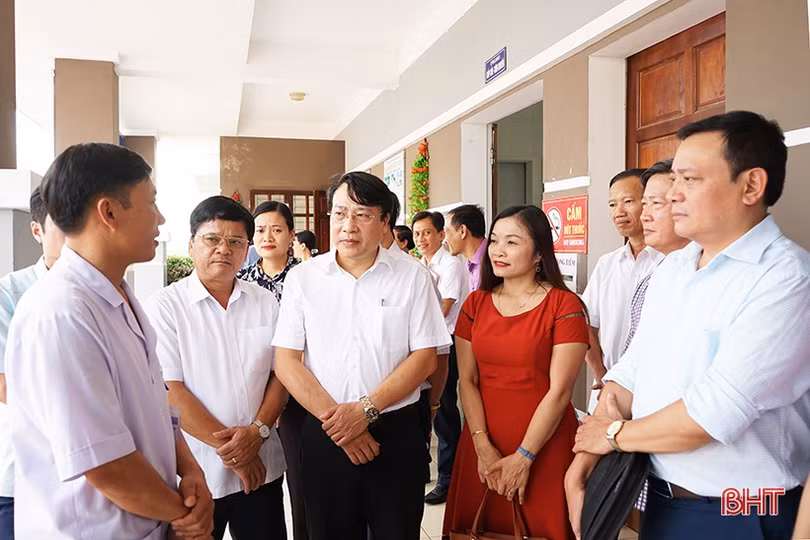 Cần phối hợp chặt chẽ với BHXH Hà Tĩnh trong thực hiện chính sách BHYT