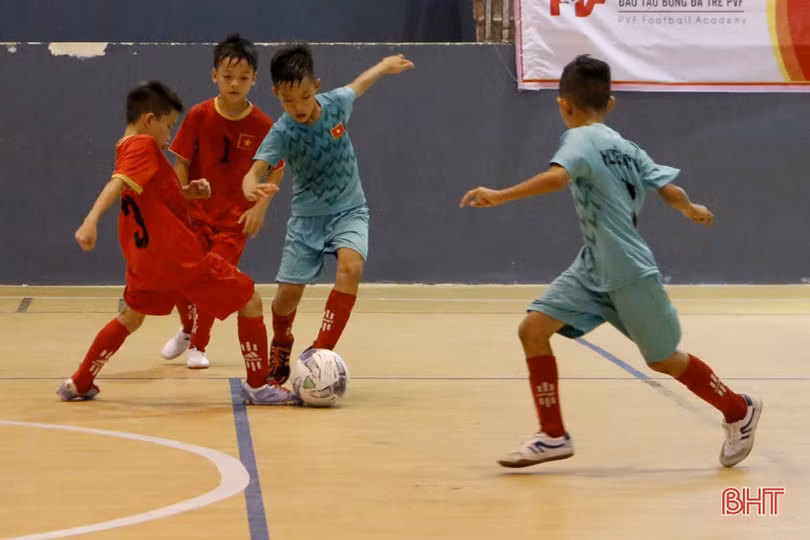 Nhi đồng Kỳ Anh, Vũ Quang giành quyền vào bán kết Giải bóng đá Thiếu niên - nhi đồng Hà Tĩnh