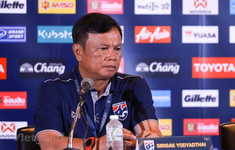HLV tuyển Thái Lan xin từ chức sau thảm bại tại Kings Cup 2019