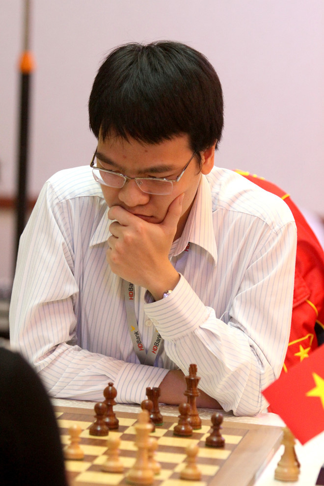 Lê Quang Liêm áp sát ngôi đầu giải cờ vua châu Á