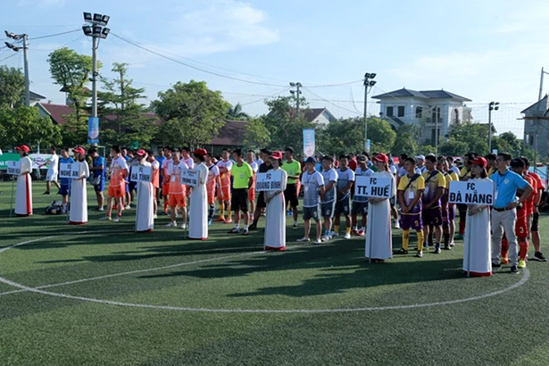 FC Báo chí Thanh Hóa vô địch Giải Bóng đá Báo chí miền Trung tại Hà Tĩnh