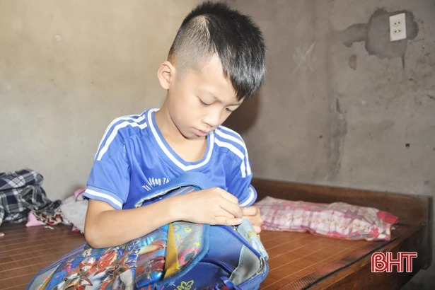 Cha ung thư, mẹ tai biến, 3 con nguy cơ dở dang việc học