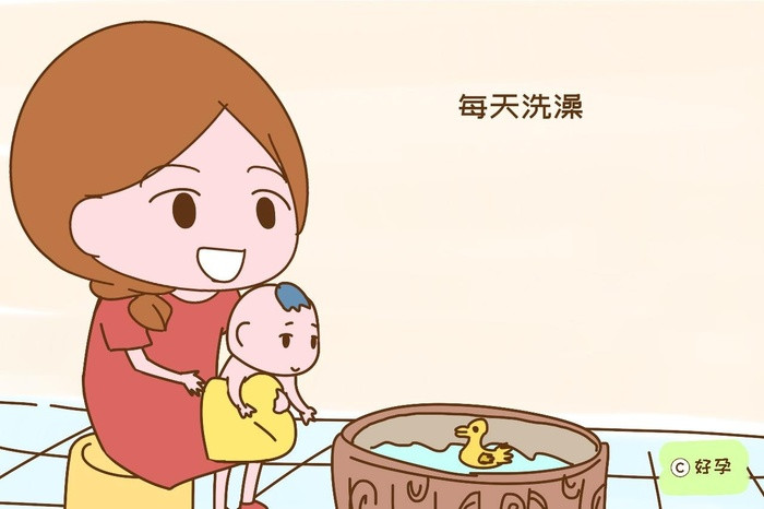 Tắm bé vào mùa hè, mẹ chú ý đến 3 điều này thì chẳng lo con sổ mũi, ốm sốt