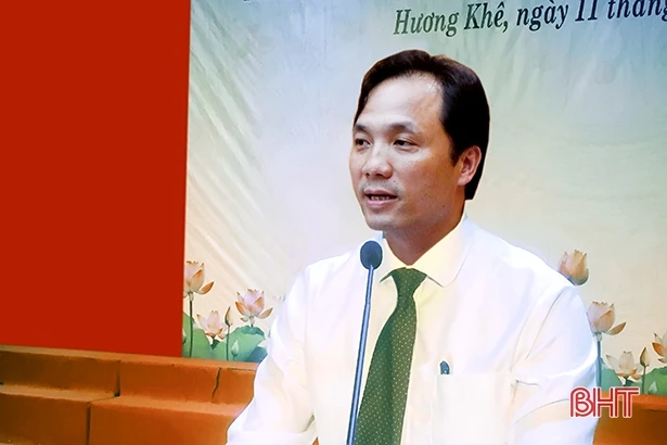 Hương Khê vinh danh các tập thể, cá nhân học tập và làm theo Bác