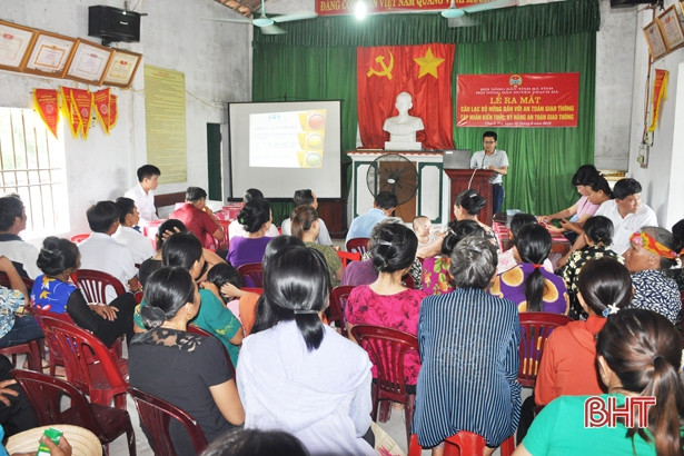 Ra mắt CLB nông dân với an toàn giao thông ở vùng biển ngang Thạch Hà