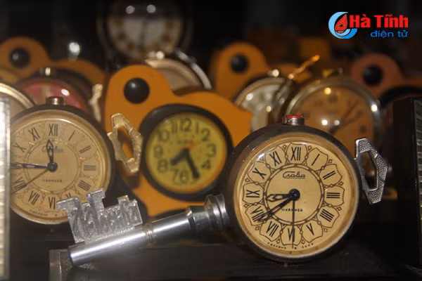 chiem nguong gia tai dong ho co doc la cua bac sy ha tinh