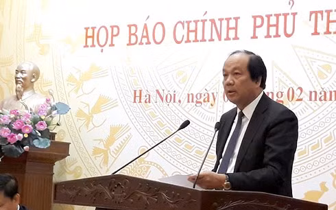 Bộ trưởng, Chủ nhiệm Văn phòng Chính phủ, Người phát ngôn Chính phủ Mai Tiến Dũng phát biểu tại Họp báo thu tuong chi dao chua tang cac loai gia va phi