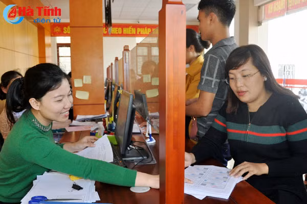 nu dang vien tre gop mat cho doi