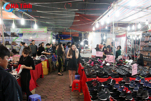 120 gian hang tham gia hoi cho thuong mai nong nghiep va du lich ha tinh 2018