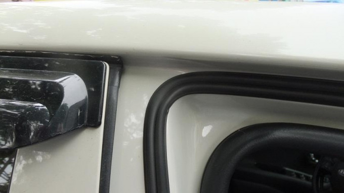 Kết quả hoàn thiện khá đẹp mắt về mặt thẩm mỹ. meo nho chong on cho xe o to ban da thu chua