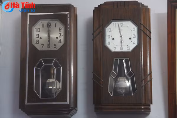 chiem nguong gia tai dong ho co doc la cua bac sy ha tinh