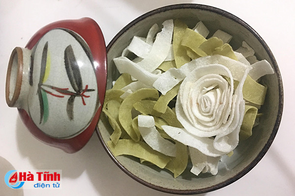 tet den chi em lai nao nuc lam mut dua