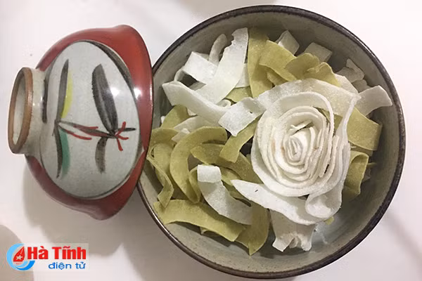 tet den chi em lai nao nuc lam mut dua