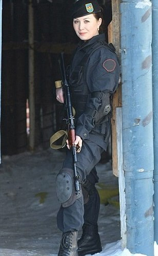 anh ve dep khong lan vao dau cua cac nu quan nhan kazakhstan