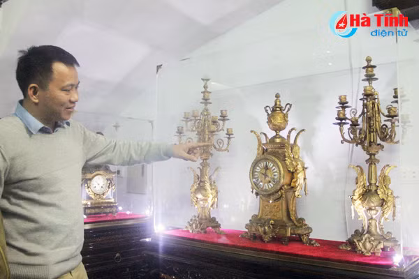 chiem nguong gia tai dong ho co doc la cua bac sy ha tinh