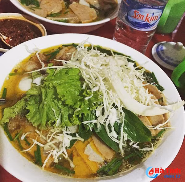 mach ban cac mon an ngon trong dem dong gia lanh o tp ha tinh