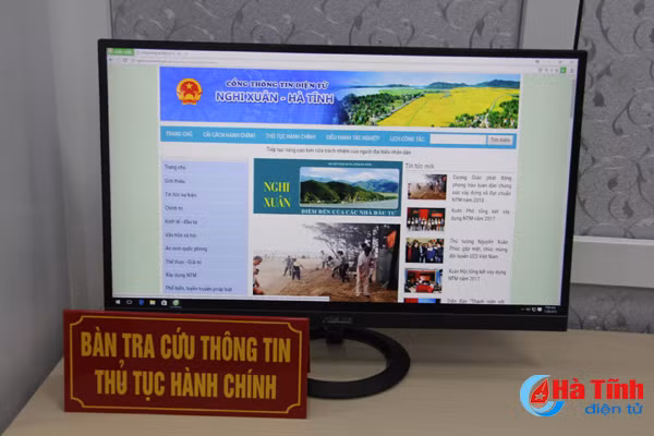 khai truong trung tam hanh chinh cong huyen nghi xuan