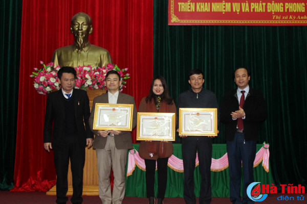 tx ky anh phan dau 2 xa ve dich ntm 10 tuyen pho dat chuan van minh