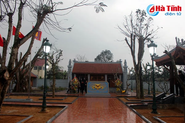 khanh thanh trung tu di tich quoc gia den phuong giai